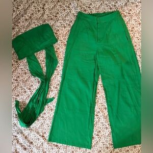Gianni Bini Vibrant Green Brea Linen Halter Top & Wide Leg Linen Pants